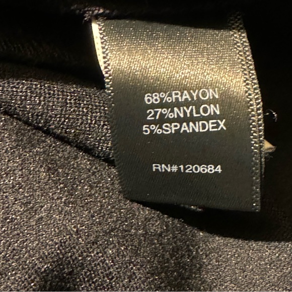 Torrid Women’s Blazer Size 1/1X Black - Picture 9 of 13